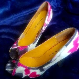 Madden girl pumps